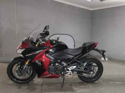 Suzuki GSX-S1000F 2015