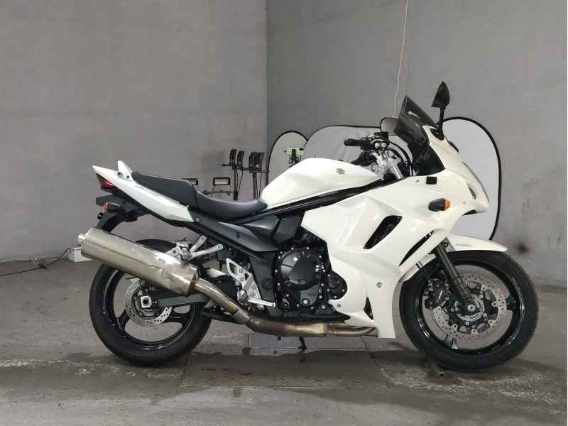 Suzuki Bandit 1250F 2011