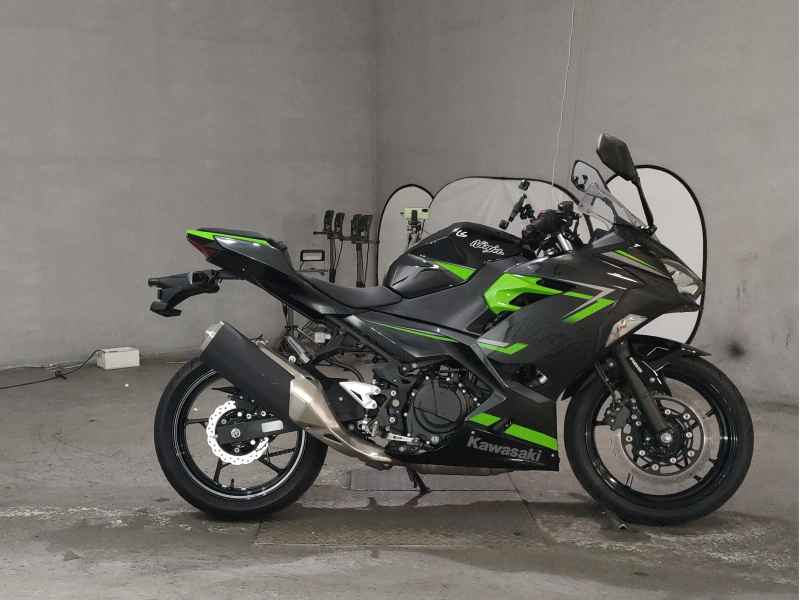 Kawasaki Ninja 400 2019