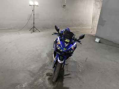 Yamaha YZF-R25 2015