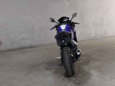 Yamaha YZF-R25 2015