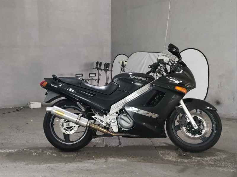 Kawasaki ZZR250 2006