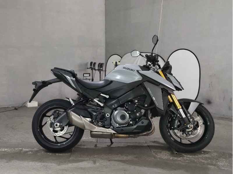 Suzuki GSX-S1000 2022