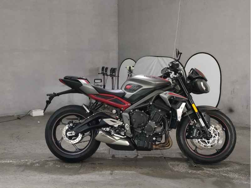 Triumph Street Triple R 2021