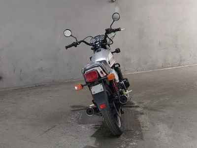 Kawasaki GPZ550 2025