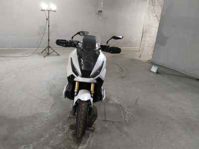 Honda X-Adv 750 2025