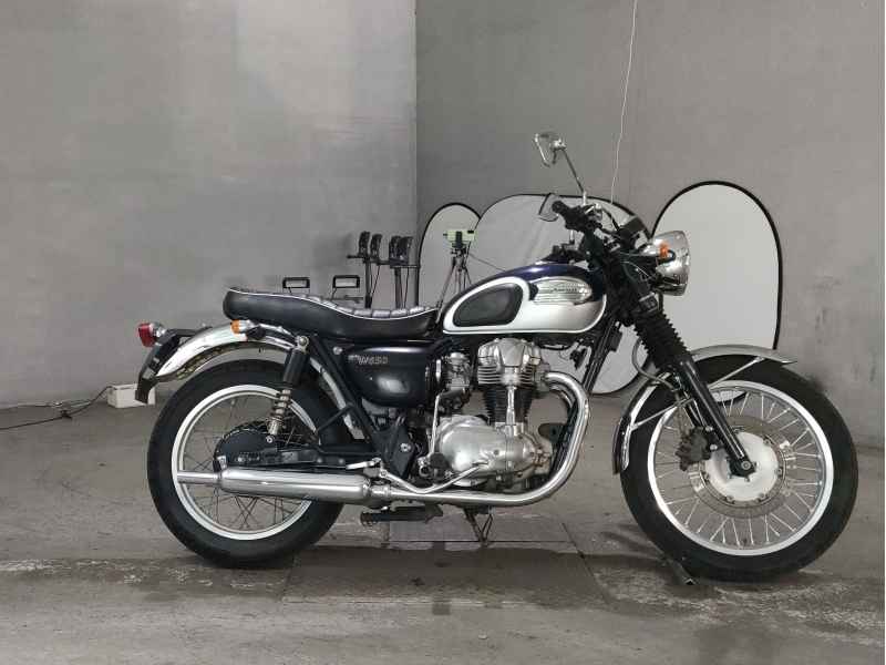Kawasaki W650 2005