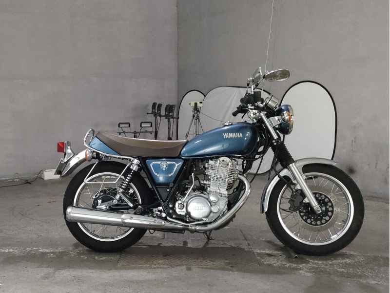 Yamaha SR400 2020