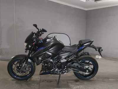 Suzuki GSX-S750 2020