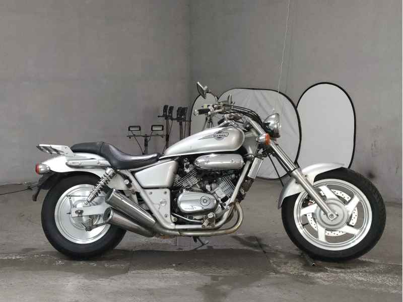 Honda Magna 250