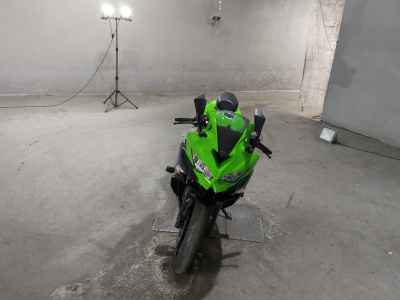 Kawasaki Ninja ZX-25R 2021