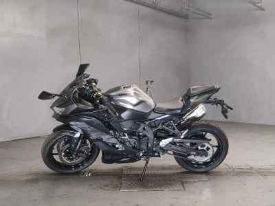 Kawasaki Ninja ZX-4RR