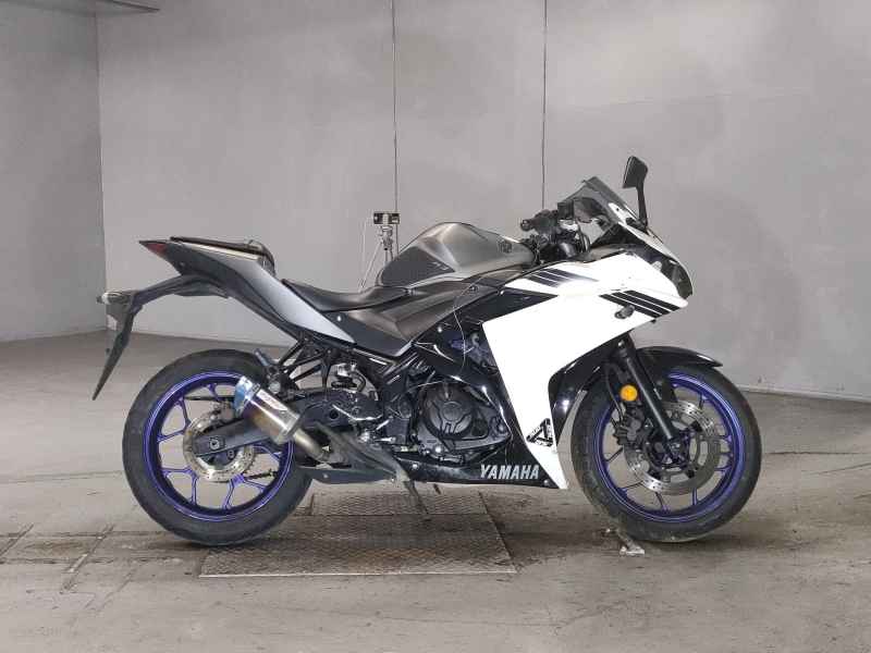 Yamaha YZF-R25 2015