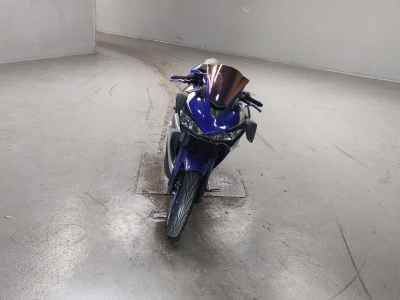 Yamaha YZF-R25 2015