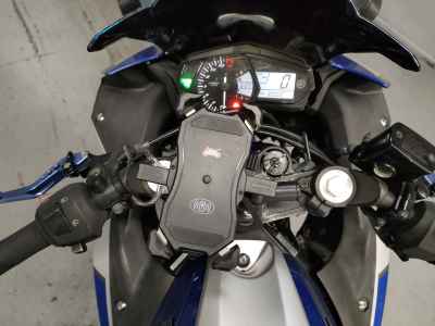 Yamaha YZF-R25 2015