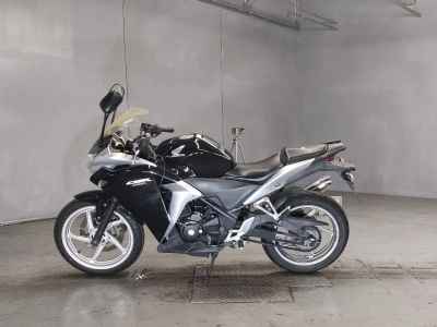 Honda CBR250R 2011
