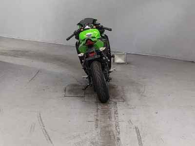 Kawasaki Ninja ZX-25R KRT Edition