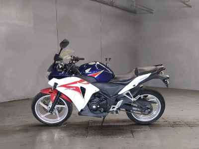 Honda CBR250R