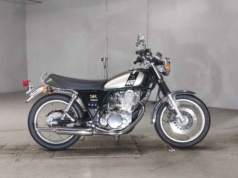 Yamaha SR400 2016