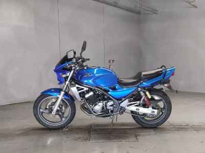 Kawasaki Balius ZR250