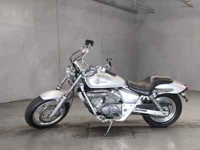Honda Magna 250