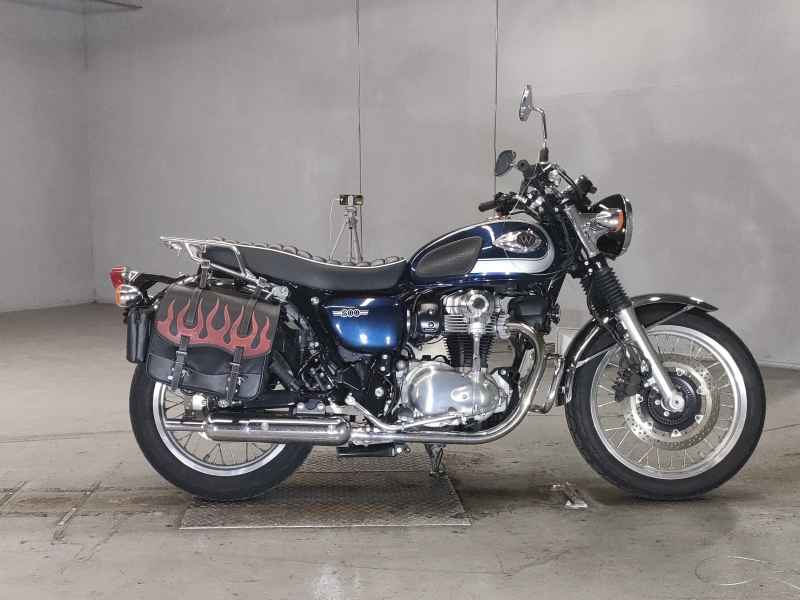 Kawasaki W800 2021