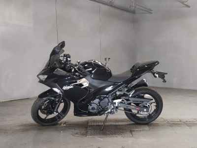 Kawasaki Ninja 400 2021