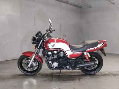 Honda CB750 Training 2005