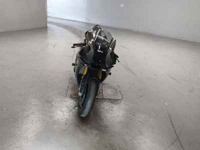 Yamaha YZF-R1M