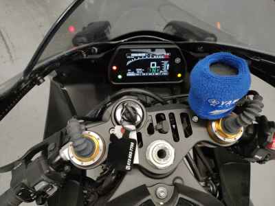 Yamaha YZF-R1M