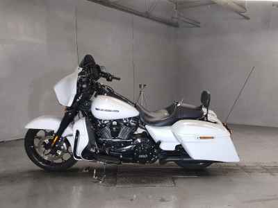 Harley-Davidson Street Glide FLHXS1870 2020