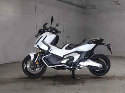 Honda X-Adv 750 2025