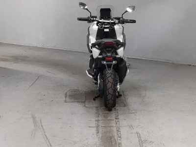 Honda X-Adv 750 2025