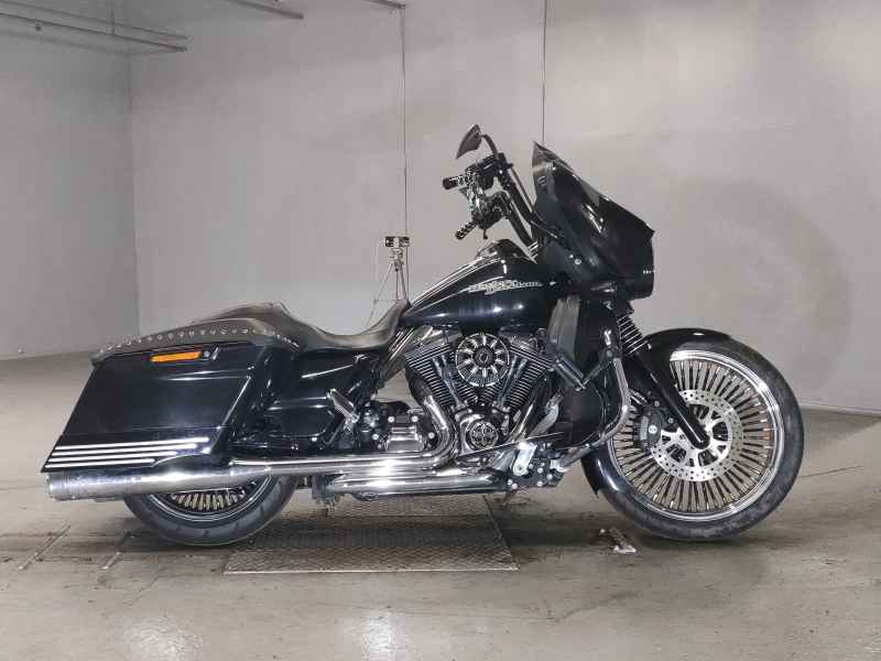 Harley-Davidson Street Glide FLHX1690 2013