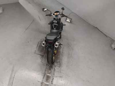 Triumph Street Triple R 2010