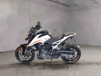 KTM 390 Duke 2022
