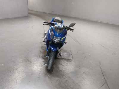 Suzuki Gixxer 250SF