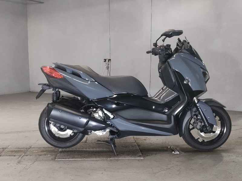 Yamaha XMAX 250 2022