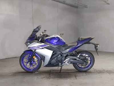 Yamaha YZF-R25 2016