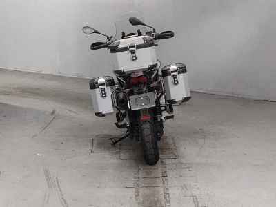 Moto Guzzi V85TT 2019