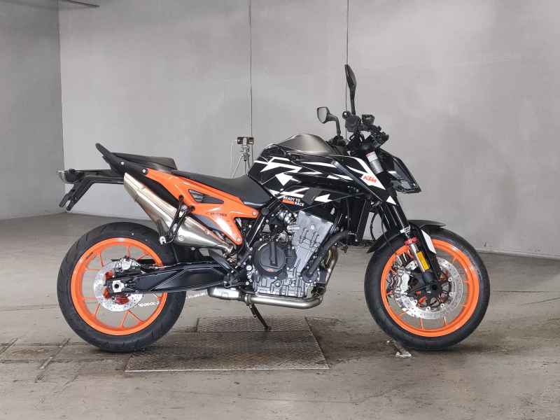KTM 890 Duke 2023