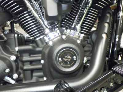 Harley-Davidson FXLRST1920 2024