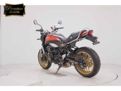 Kawasaki Z900RS 2022