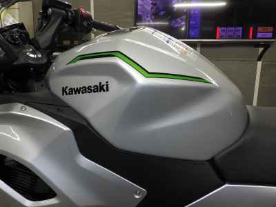 Kawasaki Ninja 7 Hybrid 2025