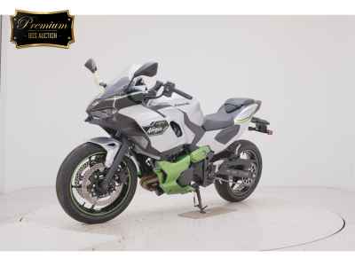 Kawasaki Ninja 7 Hybrid 2025