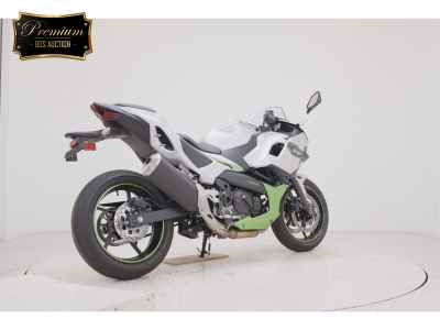 Kawasaki Ninja 7 Hybrid 2025