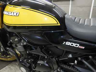 Kawasaki Z900RS SE 2022