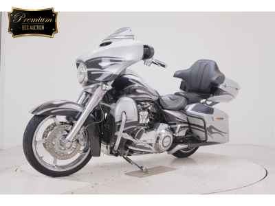 Harley-Davidson Street Glide FLHXSE1800 2015