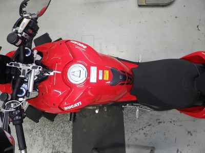 Ducati Streetfighter V4S 2021