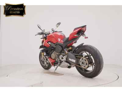 Ducati Streetfighter V4S 2021